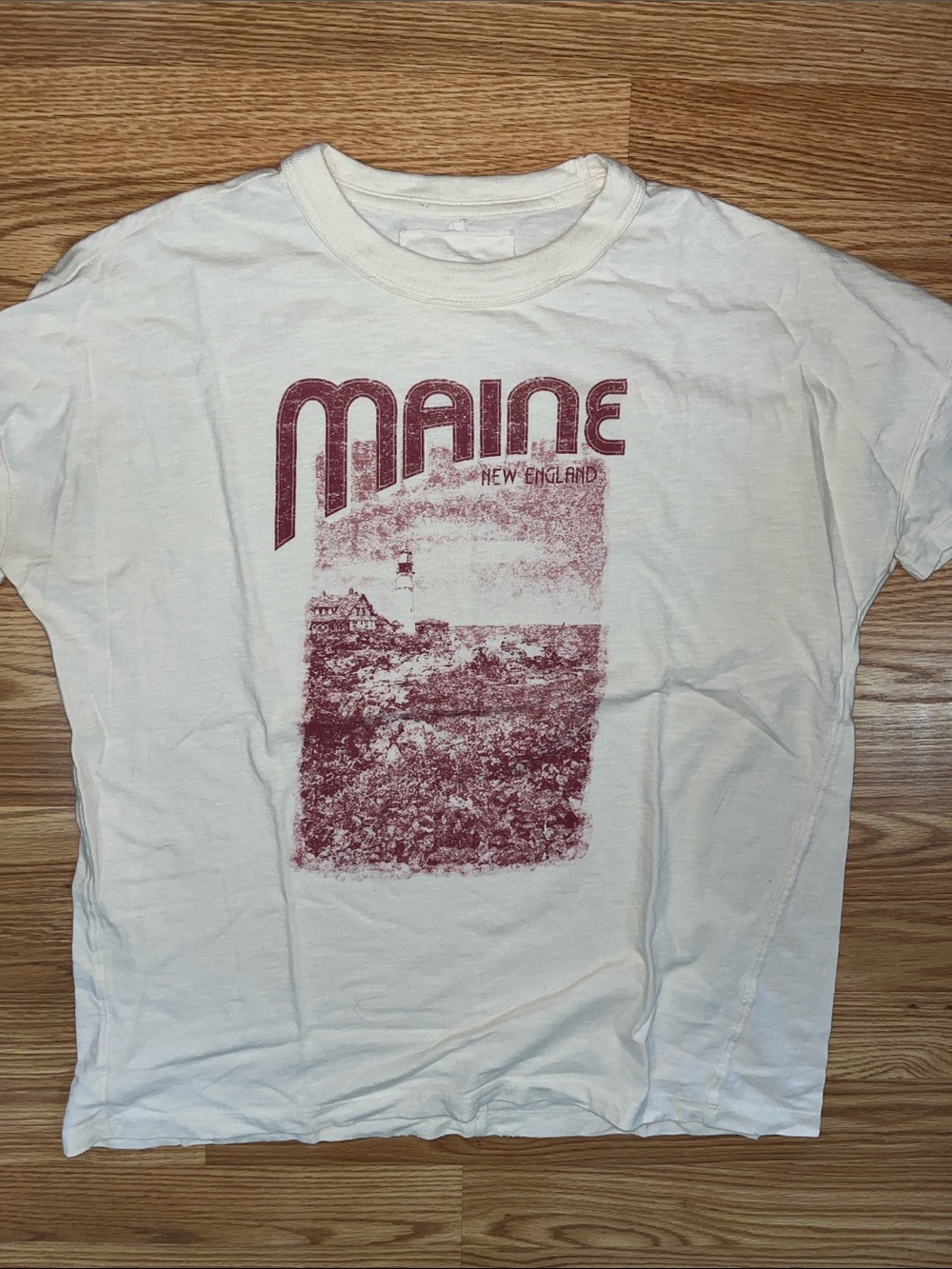aerie White Short Sleeve Tee with Maroon Maine Graphic